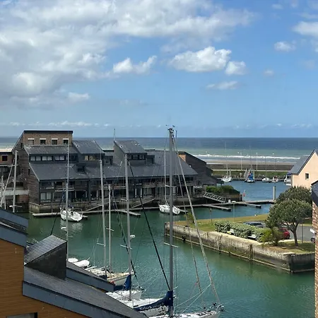 Apartment Avec Balcon Vue *